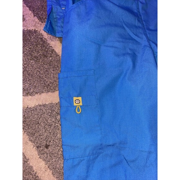 Spread Good Cheer Scrubs Top & Pants Set  Womens Sz Small Blue - Picture 2 of 11